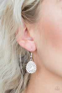 Star-crossed Starlet Earring